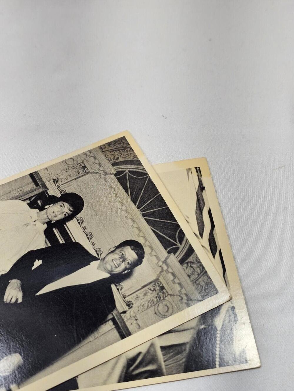 Vintage Lot Of 39 John F Kennedy and Family Black And White Photo Info Cards - Picture 6 of 7